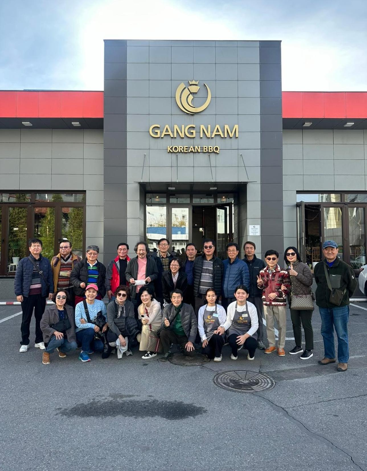 Golden Dragon Hotel Bishkek Exterior photo