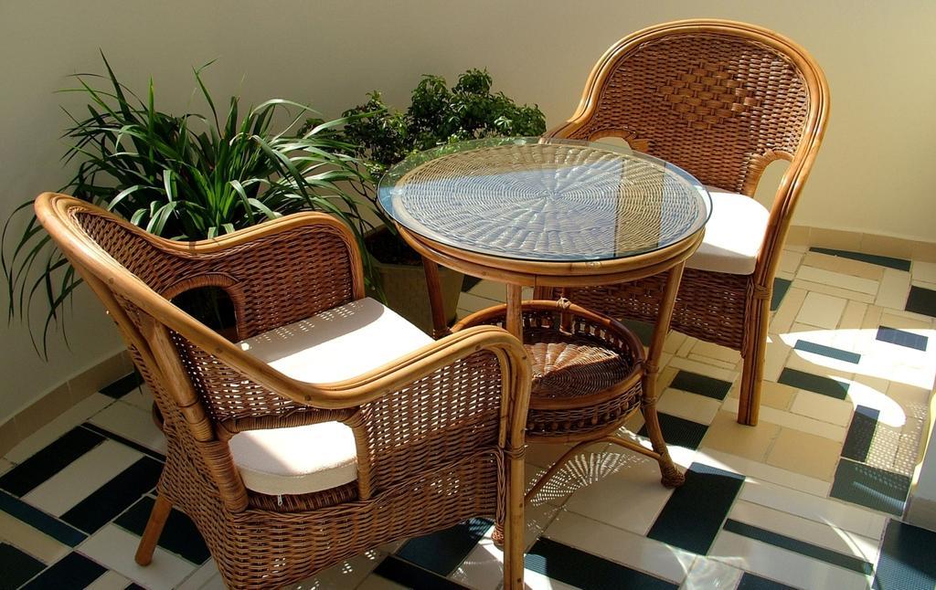 Golden Dragon Hotel Bishkek Exterior photo